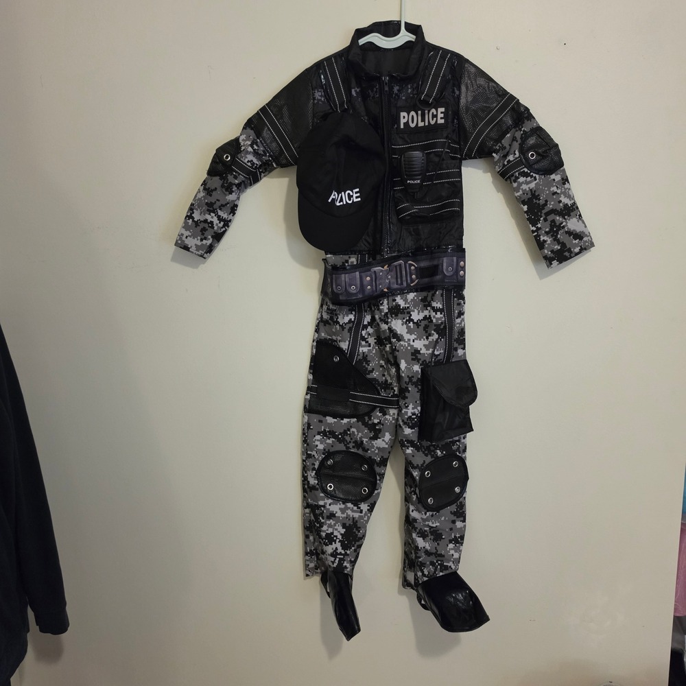 Teetot SWAT Police Costume Kids 5-6 Black Grey Camo Jumpsuit Hat Toy Radio